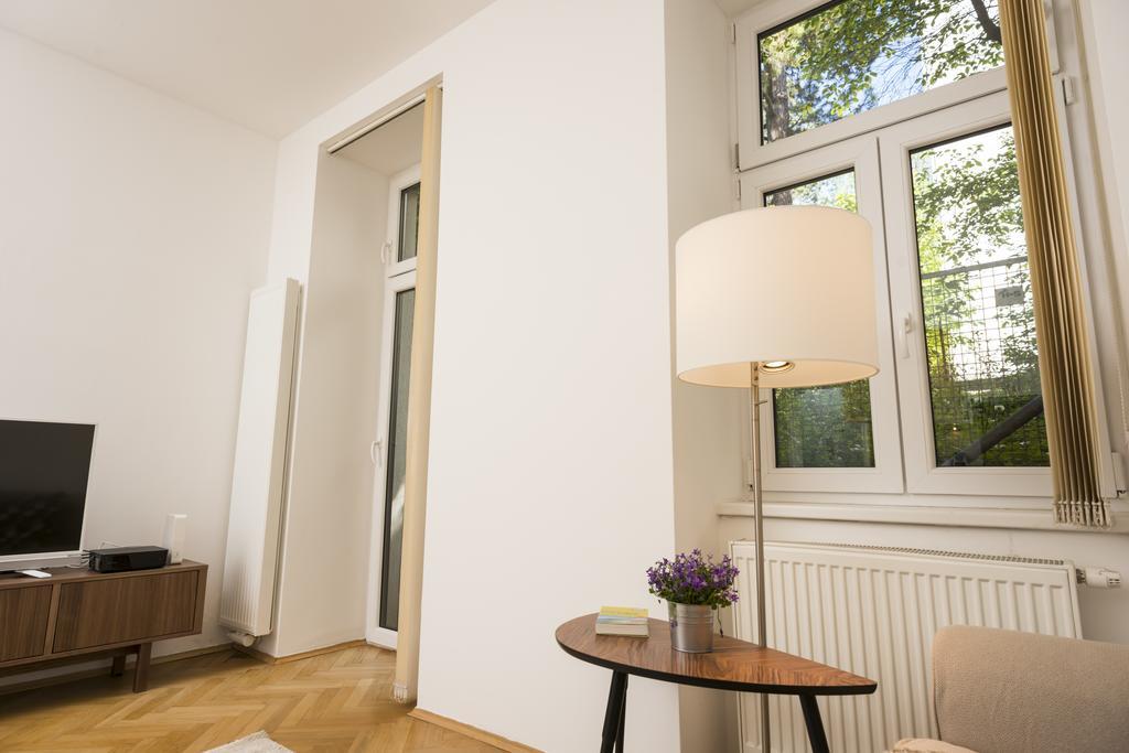Ferienwohnung Garden Lounge Satzberg by ichbucheAT Wien Exterior foto