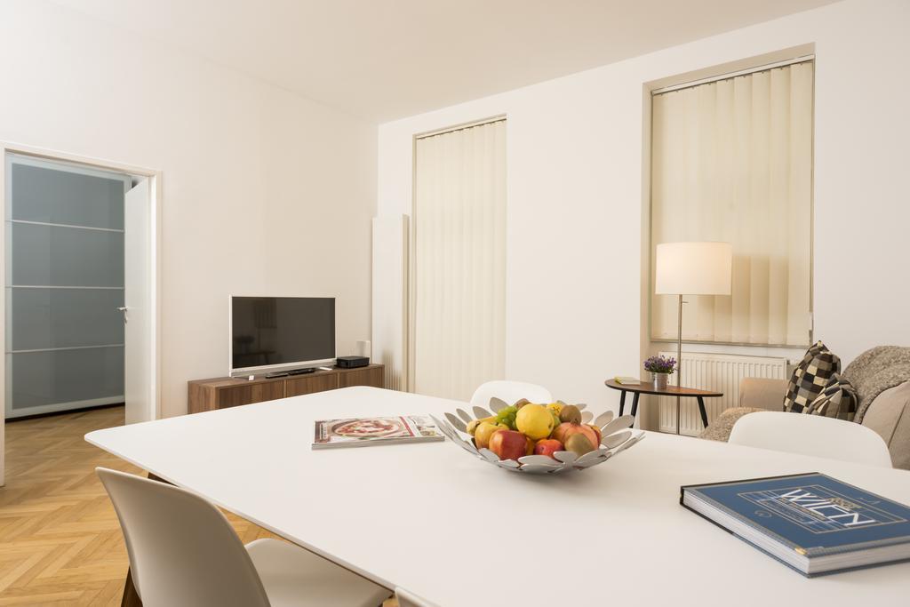 Ferienwohnung Garden Lounge Satzberg by ichbucheAT Wien Exterior foto