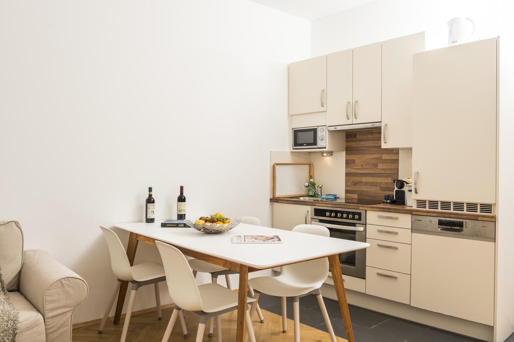 Ferienwohnung Garden Lounge Satzberg by ichbucheAT Wien Exterior foto