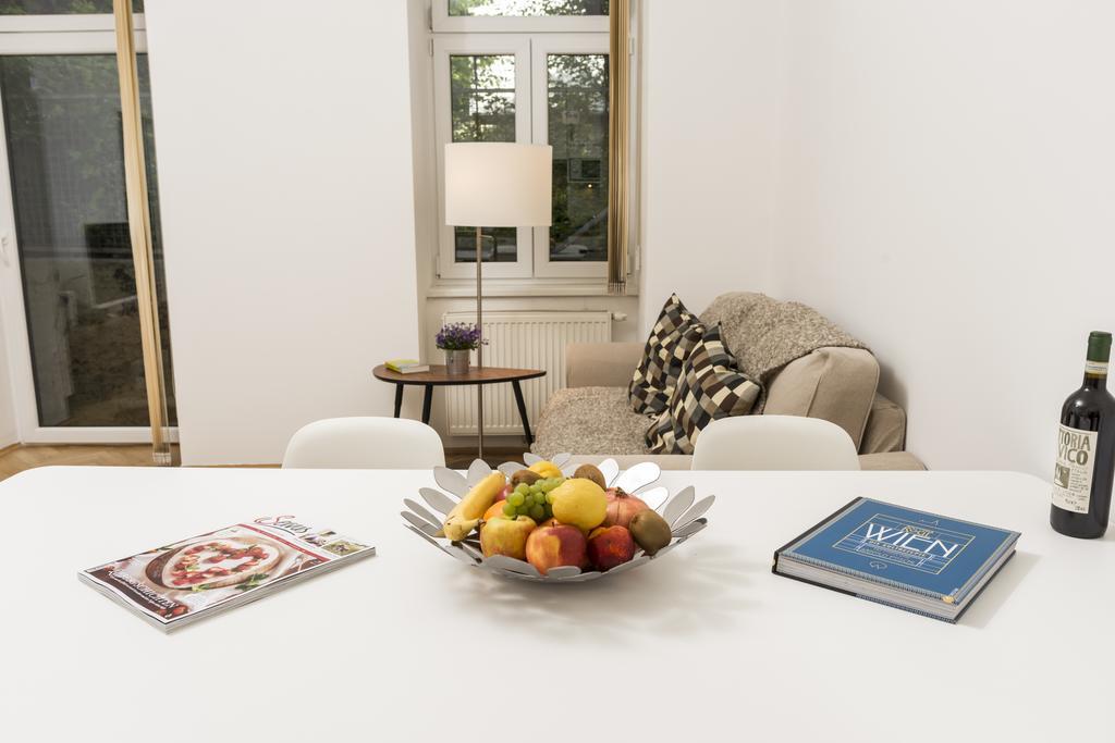Ferienwohnung Garden Lounge Satzberg by ichbucheAT Wien Exterior foto